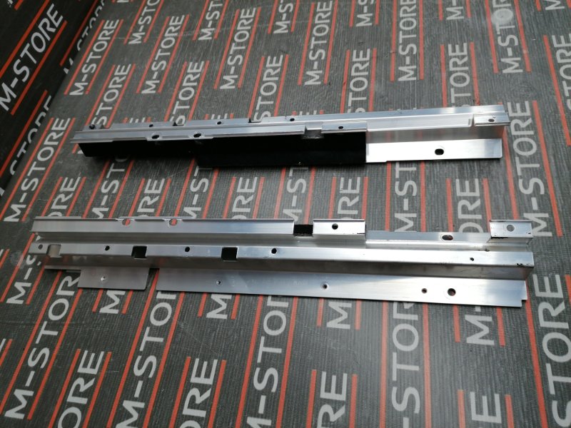 кронштейн направляющей шторки багажника, 630 рублей, Красноярск