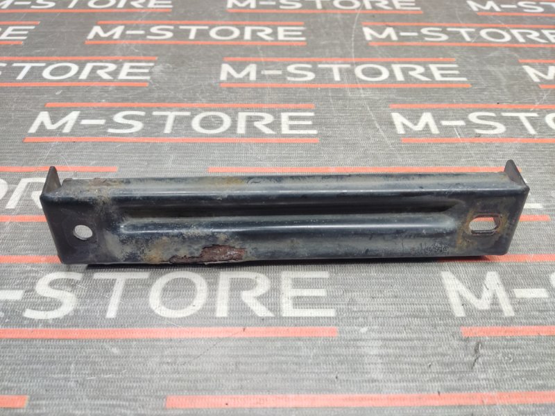 кронштейн, 300 рублей, Красноярск