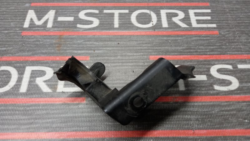 Уплотнитель капота, 280 рублей, Красноярск