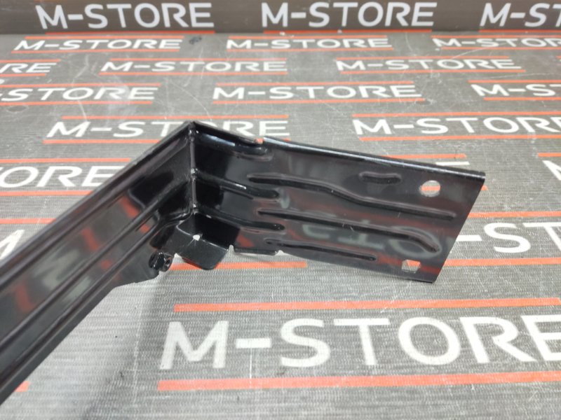 кронштейн центральной консоли, 280 рублей, Красноярск