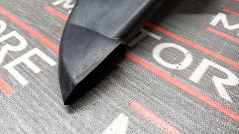 Водосток лобового стекла, 190 рублей, Красноярск