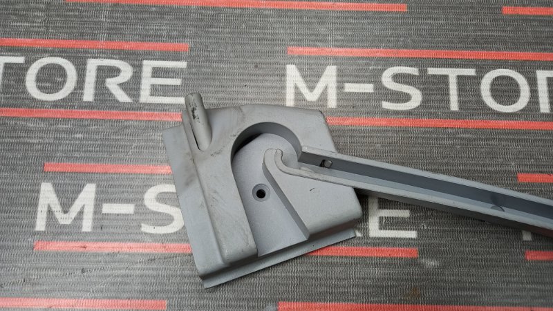 направляющая шторки багажника, 340 рублей, Красноярск