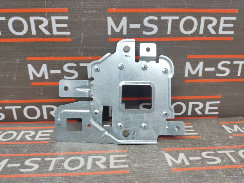 Кронштейн усилителя антенны, 300 рублей, Красноярск