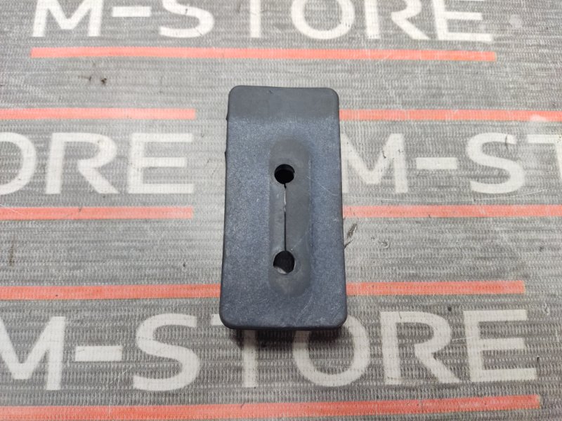 Уплотнитель замка сиденья, 190 рублей, Красноярск