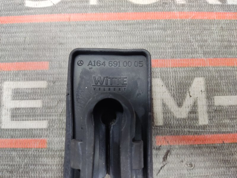 Уплотнитель замка сиденья, 190 рублей, Красноярск