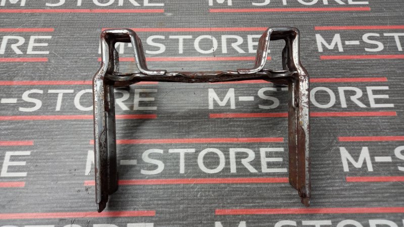 кронштейн центральной консоли, 300 рублей, Красноярск