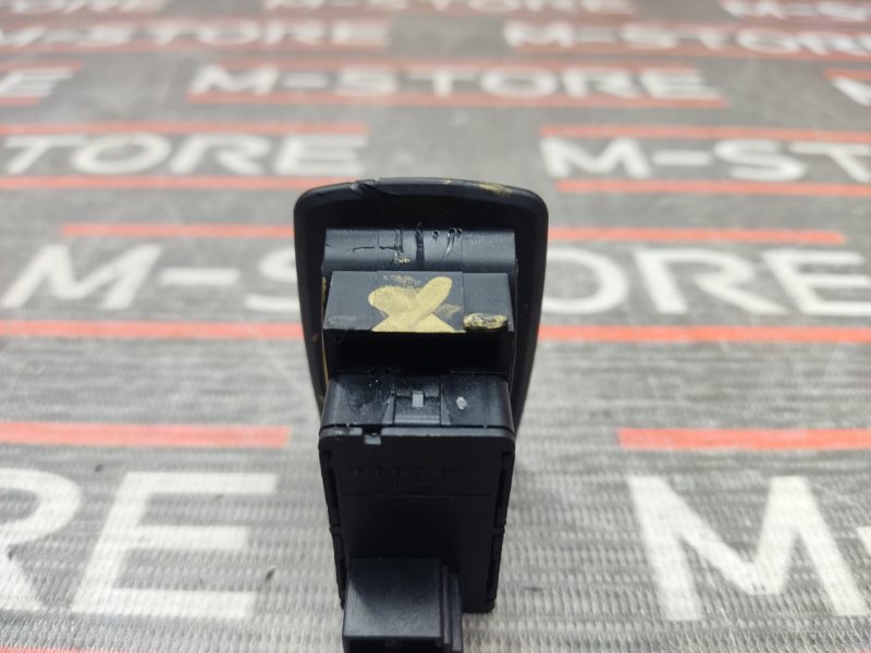 кнопка стеклоподъемника, 200 рублей, Красноярск