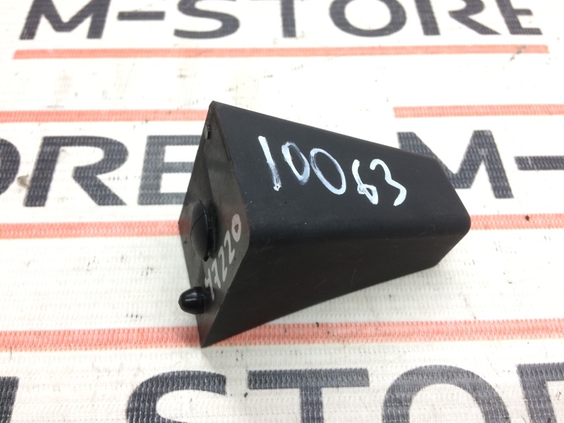 Кронштейн полки багажника, 250 рублей, Красноярск