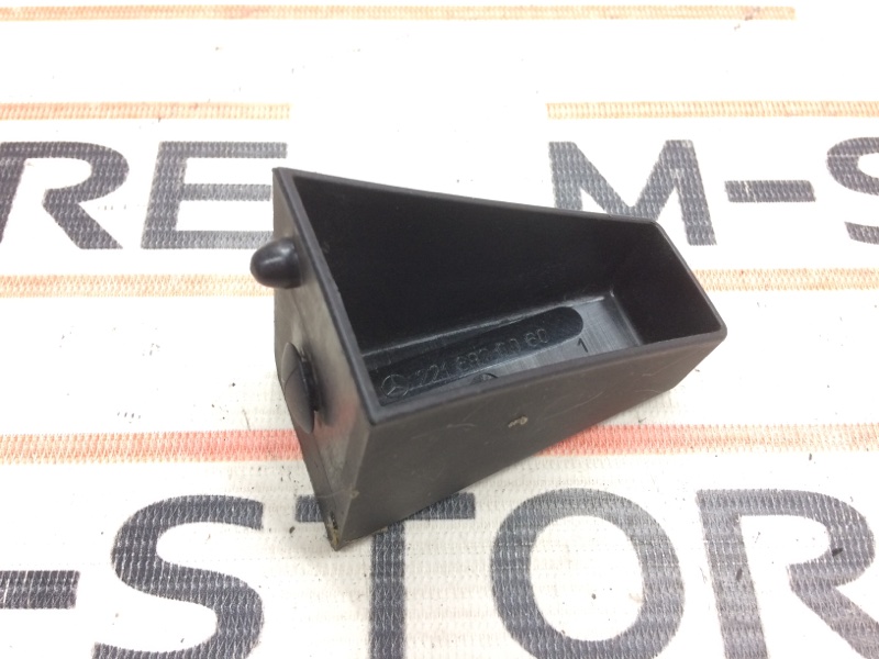 Кронштейн полки багажника, 250 рублей, Красноярск