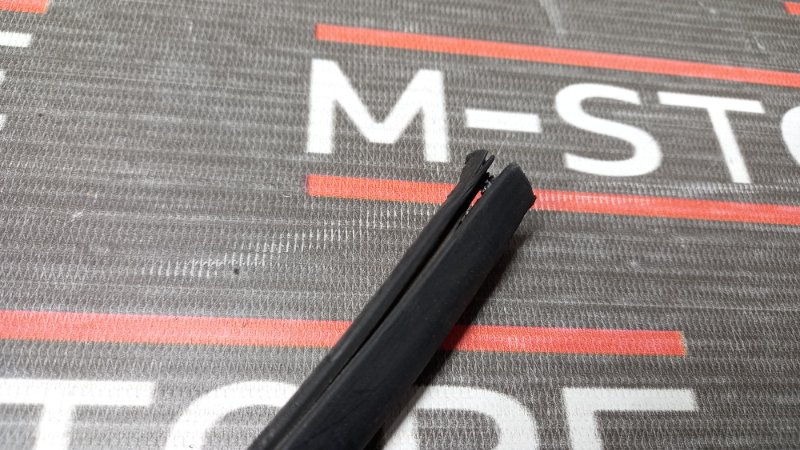 Уплотнитель лобового стекла, 630 рублей, Красноярск