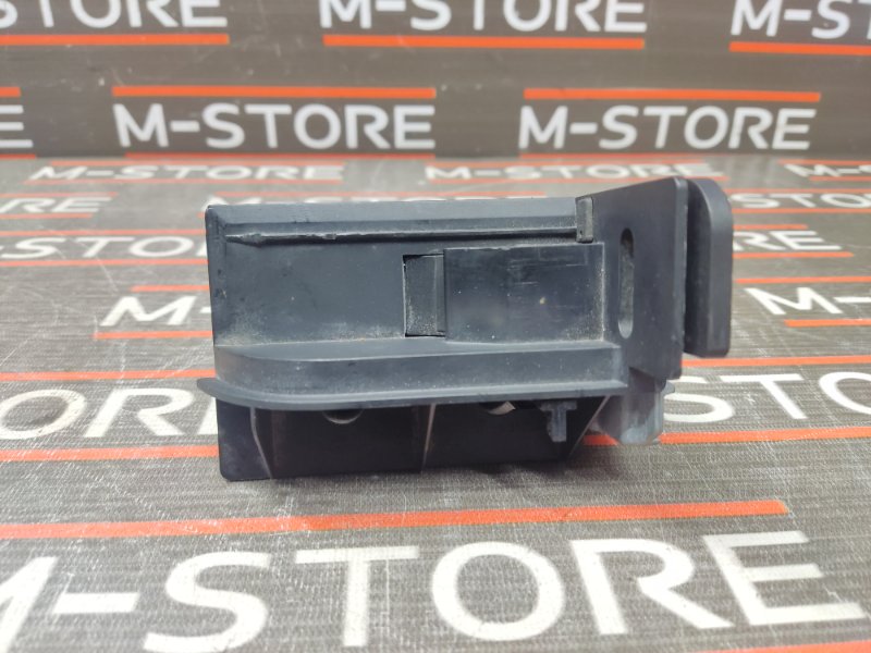 Кронштейн полки багажника, 340 рублей, Красноярск