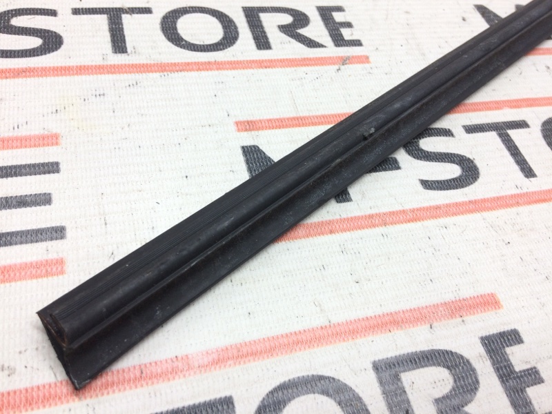 уплотнитель стекла двери, 340 рублей, Красноярск