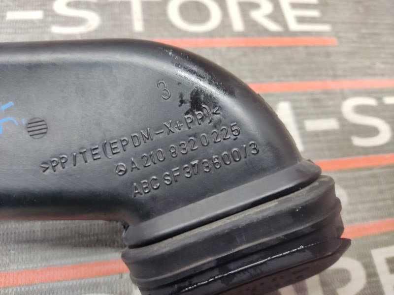 Водосток лобового стекла, 190 рублей, Красноярск