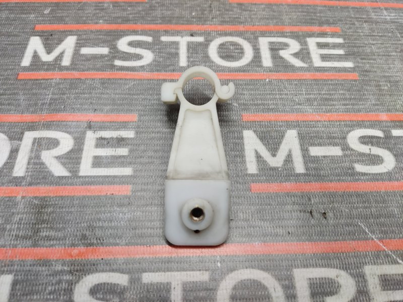 Крепление стеклоочистителя, 300 рублей, Красноярск