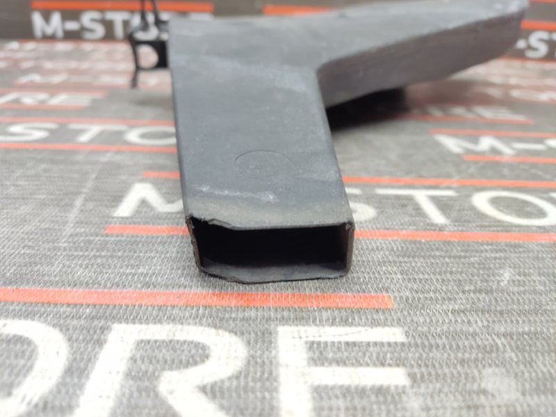 Водосток лобового стекла, 190 рублей, Красноярск