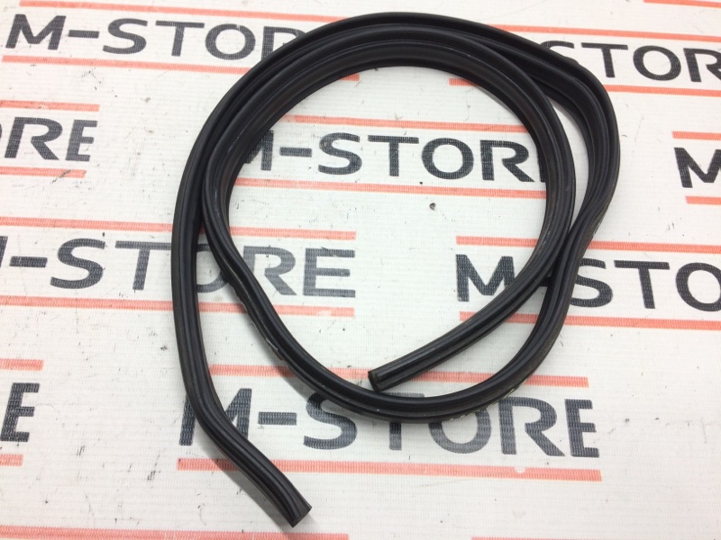 Уплотнитель капота, 630 рублей, Красноярск