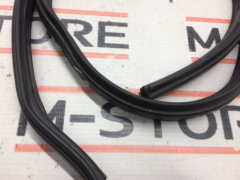 Уплотнитель капота, 630 рублей, Красноярск