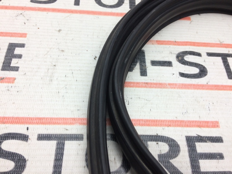 Уплотнитель капота, 630 рублей, Красноярск