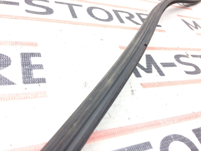 Уплотнитель лобового стекла, 630 рублей, Красноярск