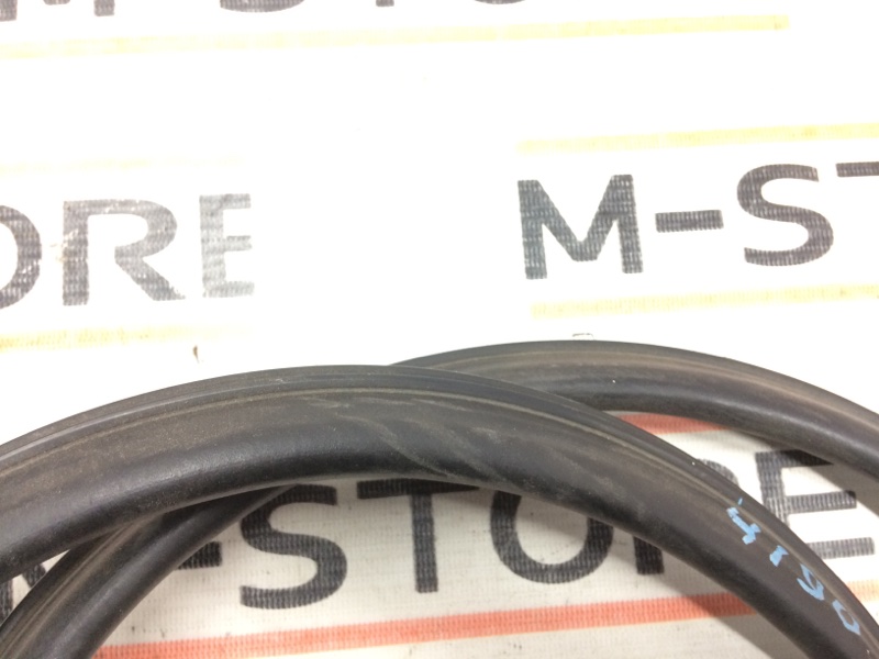 Уплотнитель капота, 950 рублей, Красноярск