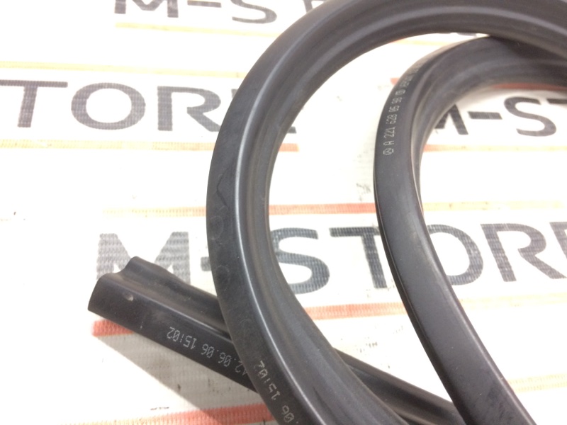 Уплотнитель капота, 950 рублей, Красноярск