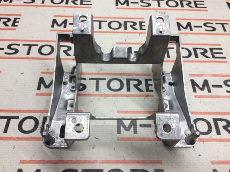 Кронштейн подлокотника, 340 рублей, Красноярск