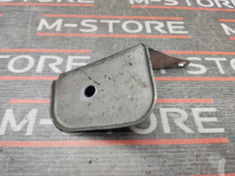 Кронштейн впускного коллектора, 300 рублей, Красноярск