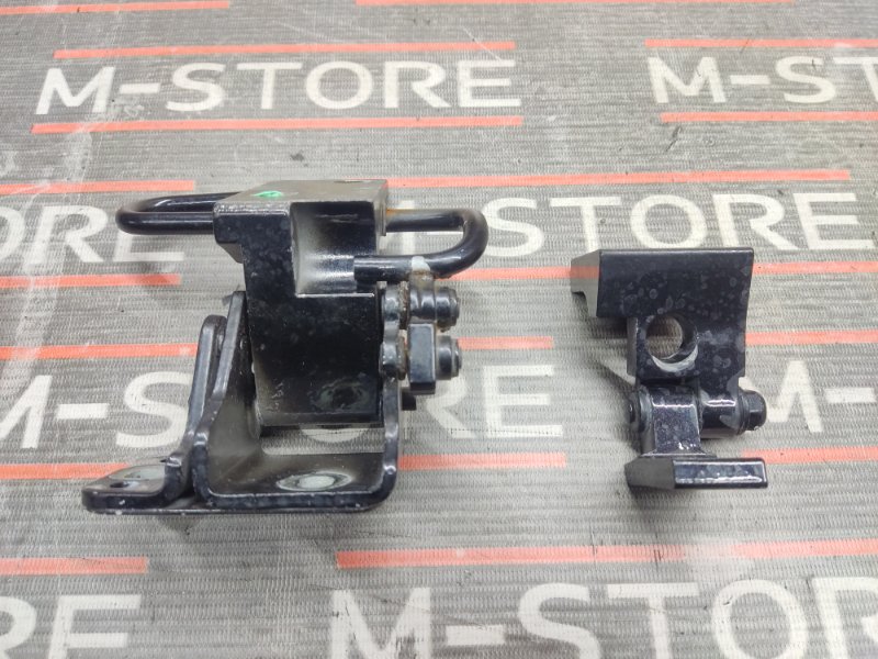 петля двери, 670 рублей, Красноярск