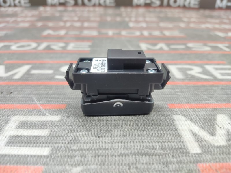 кнопка стеклоподъемника, 300 рублей, Красноярск