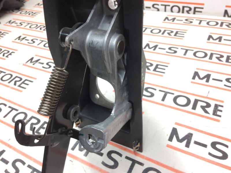 педаль тормоза, 350 рублей, Красноярск