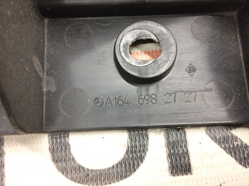 кронштейн порога, 340 рублей, Красноярск