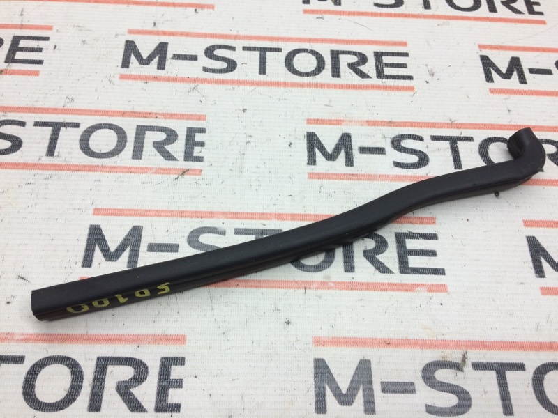 Уплотнитель капота, 190 рублей, Красноярск