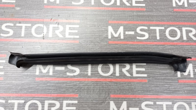 Уплотнитель капота, 340 рублей, Красноярск