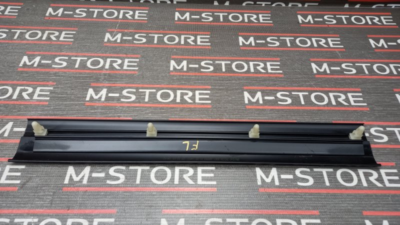 Накладка на порог салона, 500 рублей, Красноярск