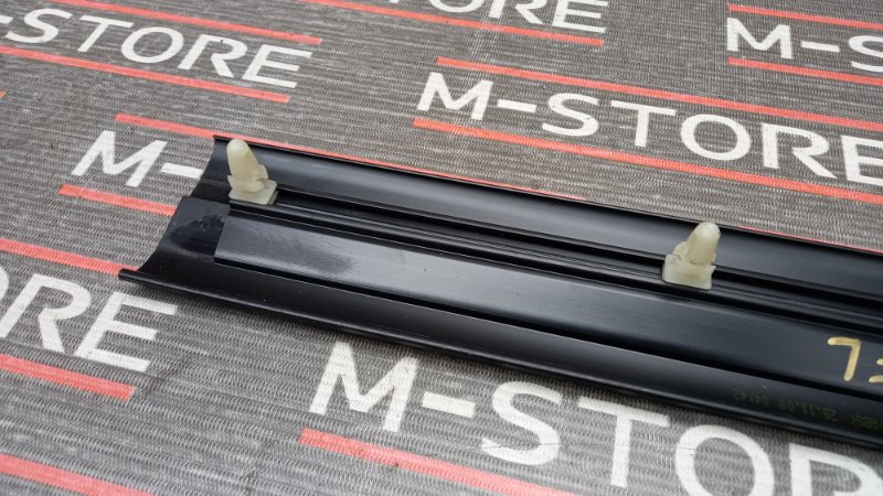 Накладка на порог салона, 500 рублей, Красноярск