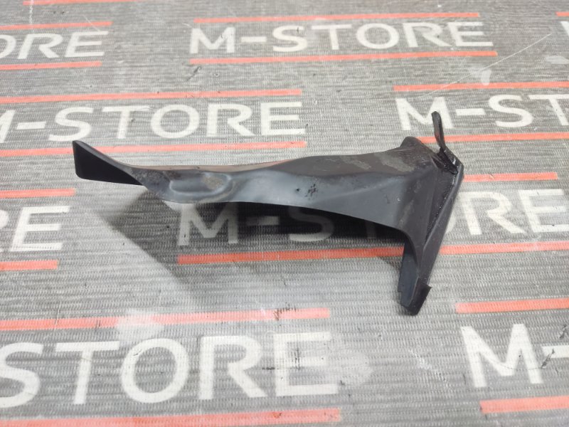 Водосток лобового стекла, 340 рублей, Красноярск