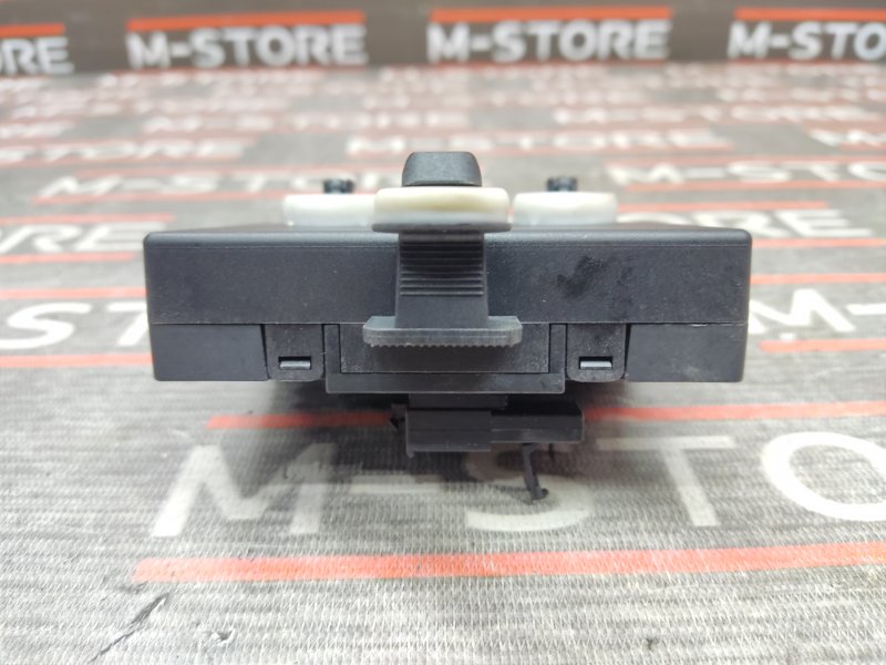 Блок управления дверью, 1000 рублей, Красноярск