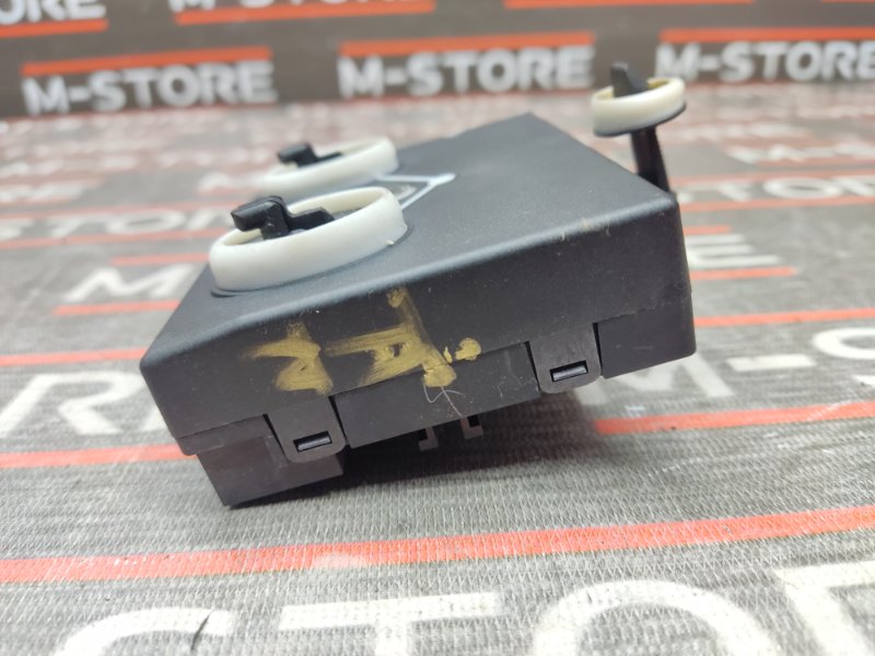 Блок управления дверью, 1000 рублей, Красноярск