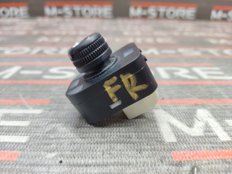 Кнопка регулировки зеркал, 500 рублей, Красноярск