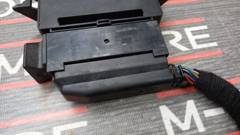 Блок управления стояночным тормозом, 500 рублей, Красноярск