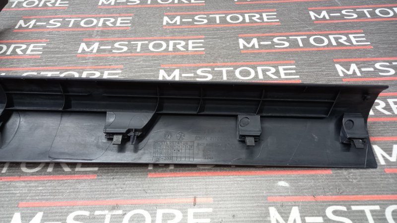 Накладка на порог салона, 350 рублей, Красноярск