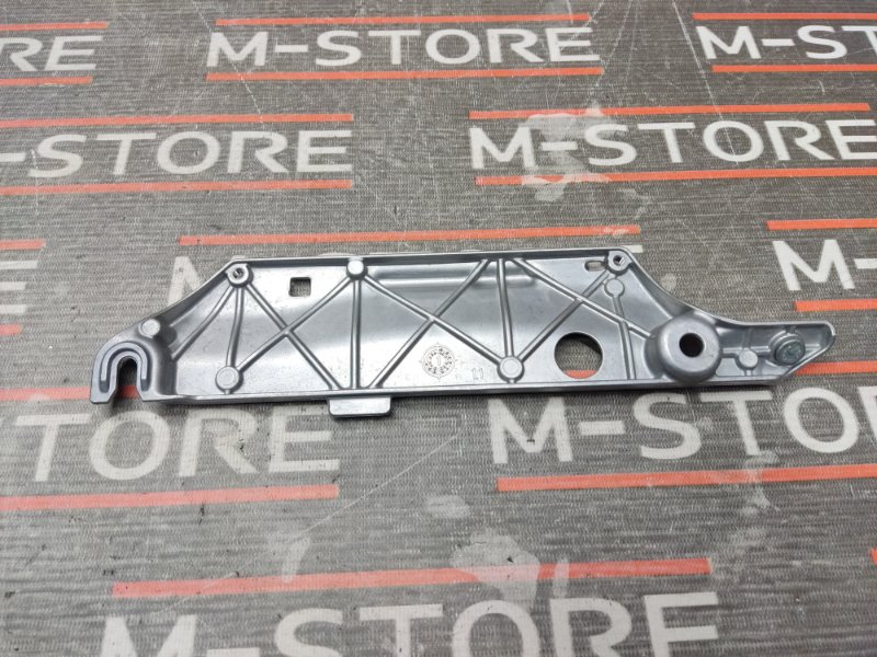 кронштейн потолочной ручки, 280 рублей, Красноярск