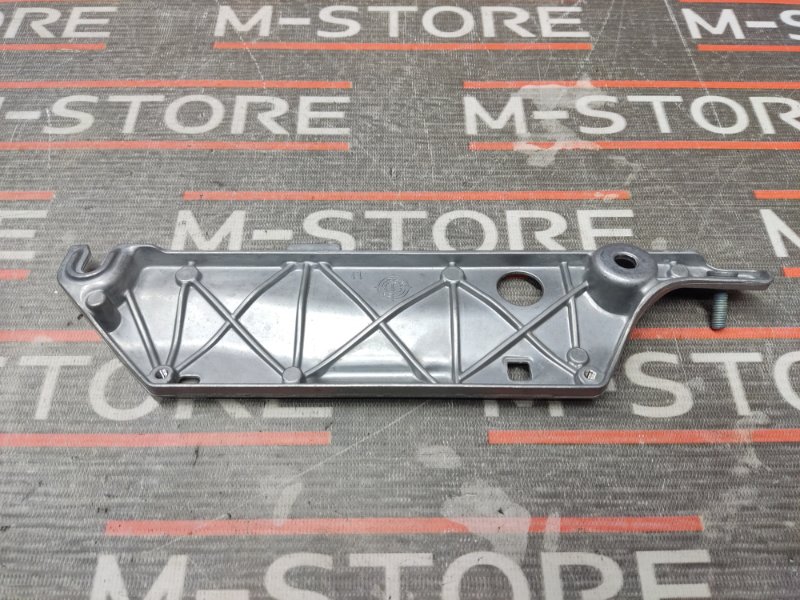 кронштейн потолочной ручки, 280 рублей, Красноярск