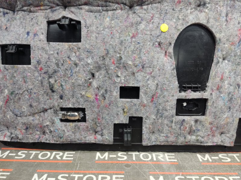 обшивка двери багажника, 670 рублей, Красноярск