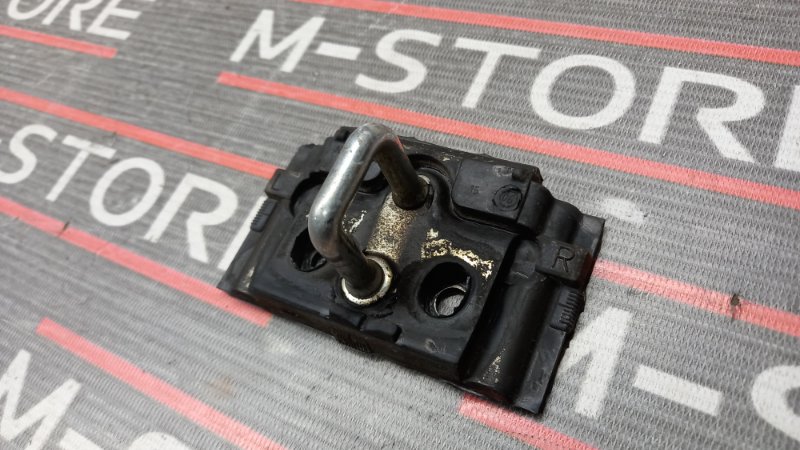 петля замка багажника, 190 рублей, Красноярск