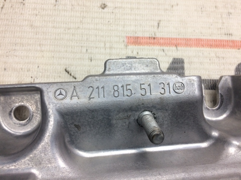 кронштейн потолочной ручки, 280 рублей, Красноярск