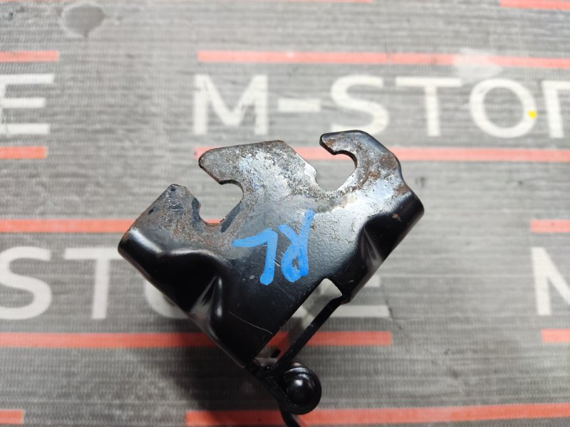 кронштейн пола багажника, 300 рублей, Красноярск