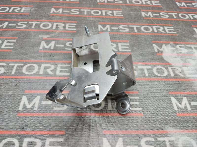 Кронштейн блока управления дверью, 280 рублей, Красноярск