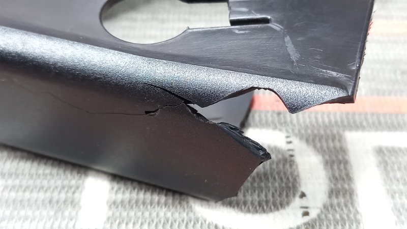 Крышка кронштейна сиденья, 100 рублей, Красноярск