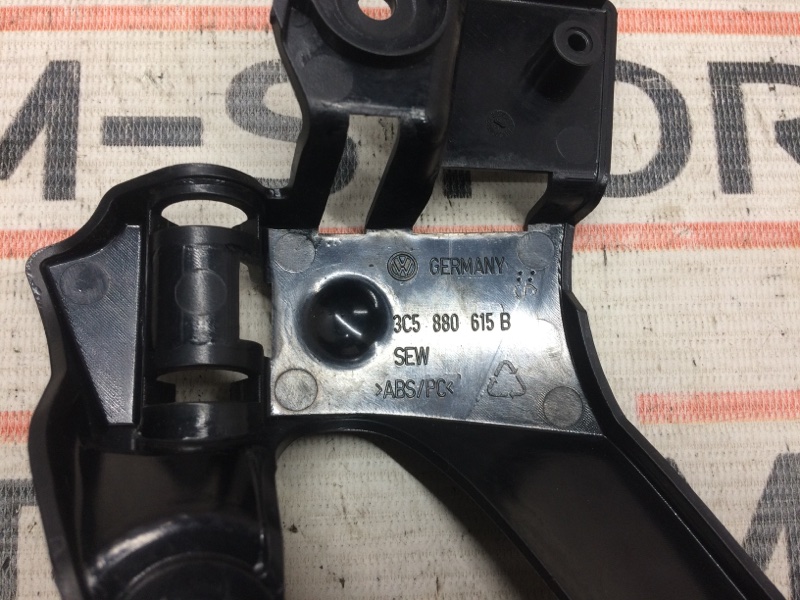 кронштейн потолочной ручки, 300 рублей, Красноярск